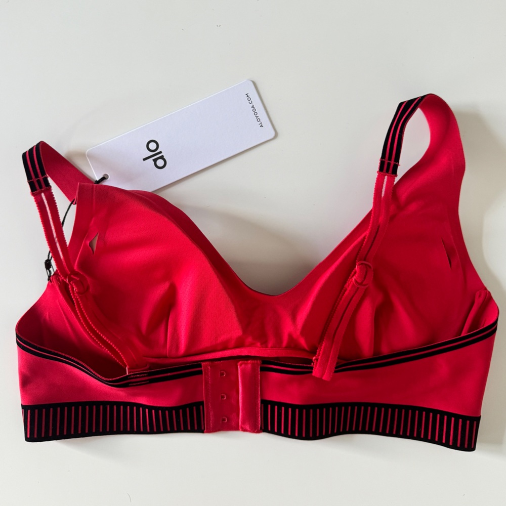 ALO Yoga Red & Black Piping Sports Bra - Picture 2 of 6